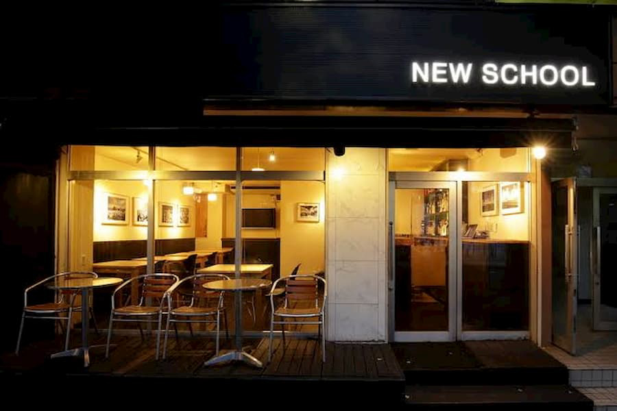 Restaurant & Bar New school ニュースクール