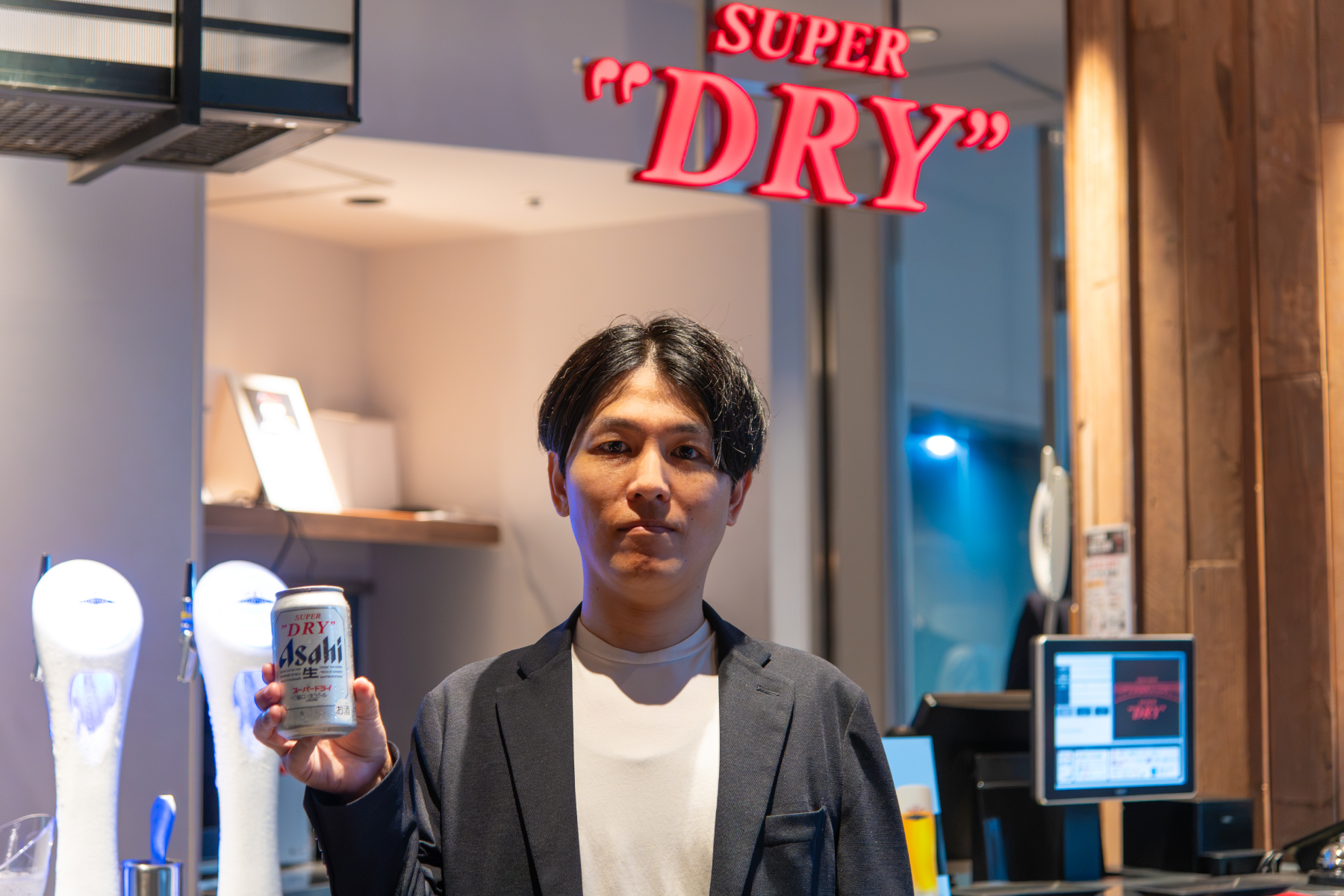 「4℃の壁」超え別格のうまさへ!スーパードライが「仕上げに3分冷凍庫」提案